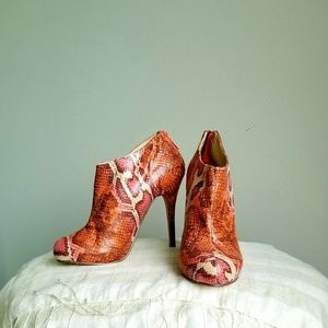 Chick high heels, never worn!